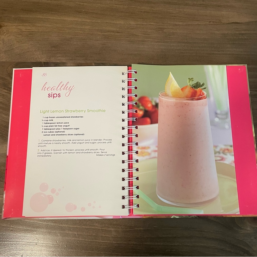 Best of the Best Smoothies Book - Picture 2 of 3